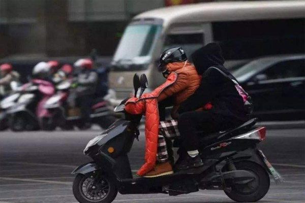 湖北：房縣電動(dòng)自行車上牌正式啟動(dòng)