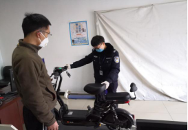 四川：交警七分局開(kāi)展電動(dòng)車(chē)上牌業(yè)務(wù)辦理