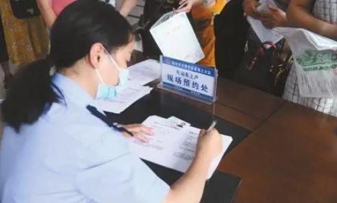 四川：電動(dòng)車上路要考證？你想了解的都在這里