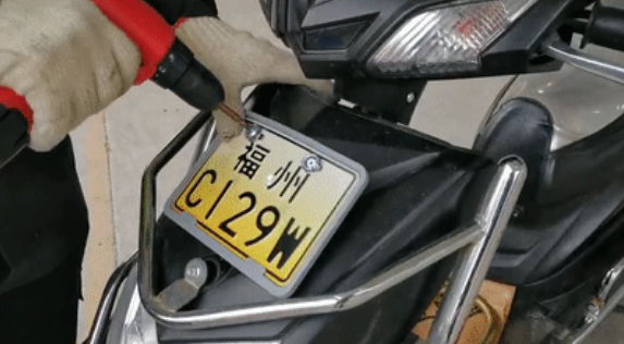 福建：6月10日起，福州市五城區(qū)電動(dòng)自行車全面實(shí)行新式號(hào)牌管理