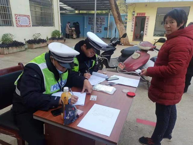 湖南：寧遠上門免費辦理上牌 惠民便民“零距離”