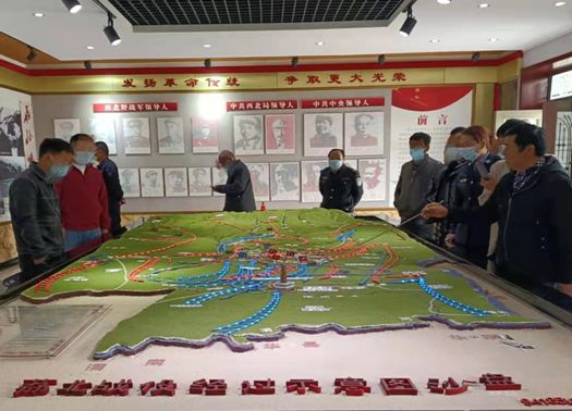 陜西：大荔縣司法局兩宜司法所組織社區(qū)矯正人員開(kāi)展愛(ài)國(guó)主題教育活動(dòng)