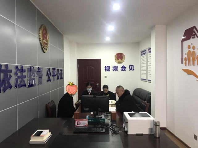 四川：閬中市社區(qū)矯正管理局協(xié)助法院遠(yuǎn)程視頻庭審